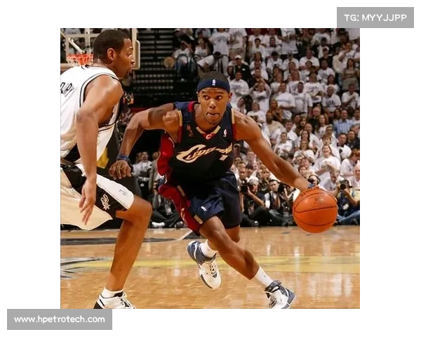 曼联传奇弗兰技能解析与实战应用全面提升射术与比赛影响深入研究